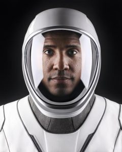 Photo of Victor Glover